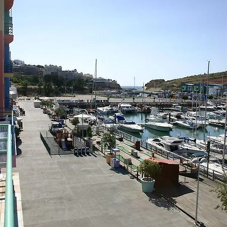 וילה Marina De 8 אלבופיירה