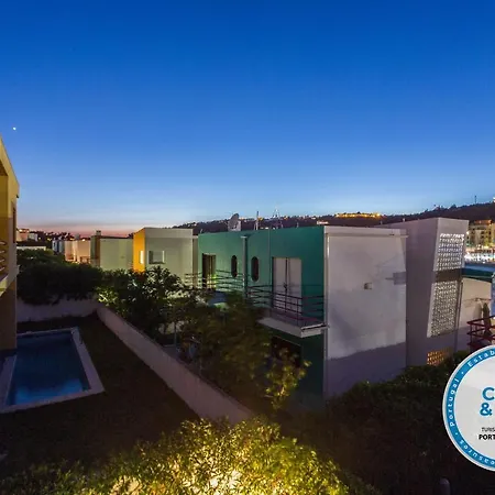 Marina De 8 Villa *