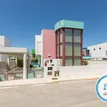 Marina De 8 Villa